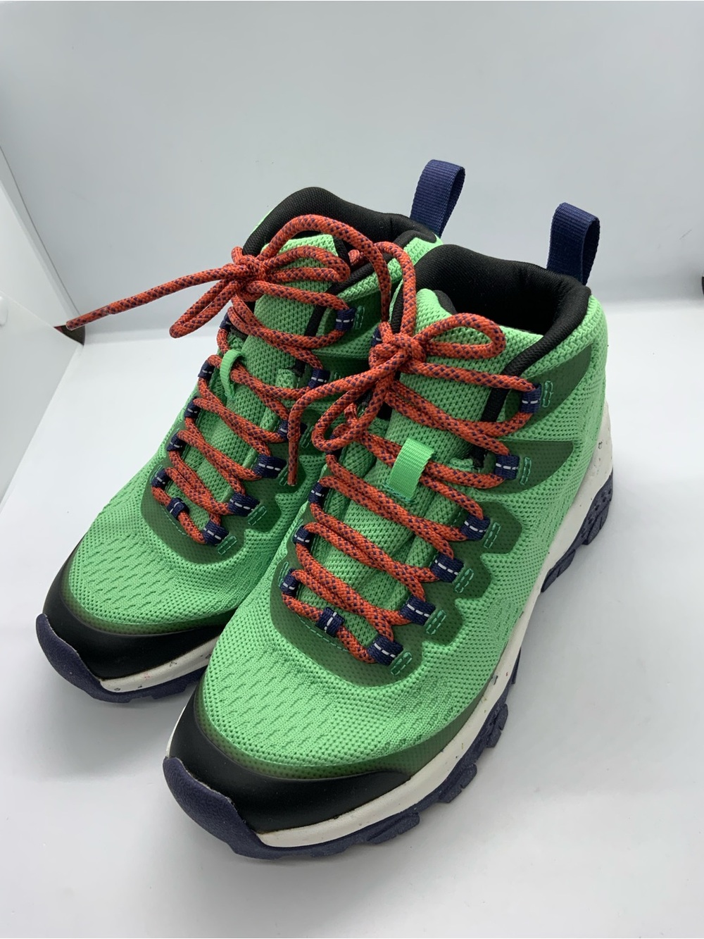HOLO Green Hiking Boots with Navy Soles - Picture 5 of 8